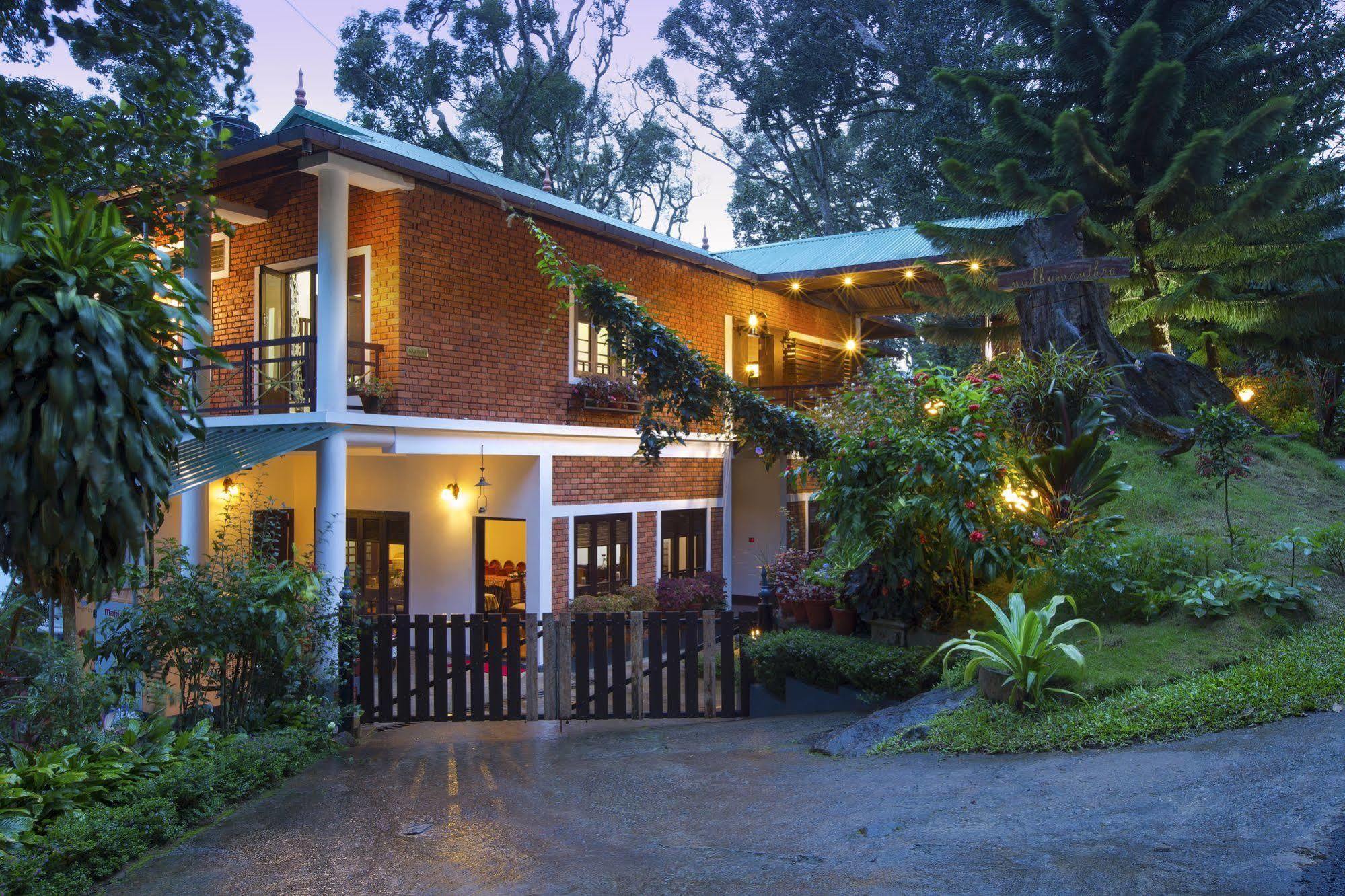 Madhumanthra Resort - Homestay Munnar Zewnętrze zdjęcie