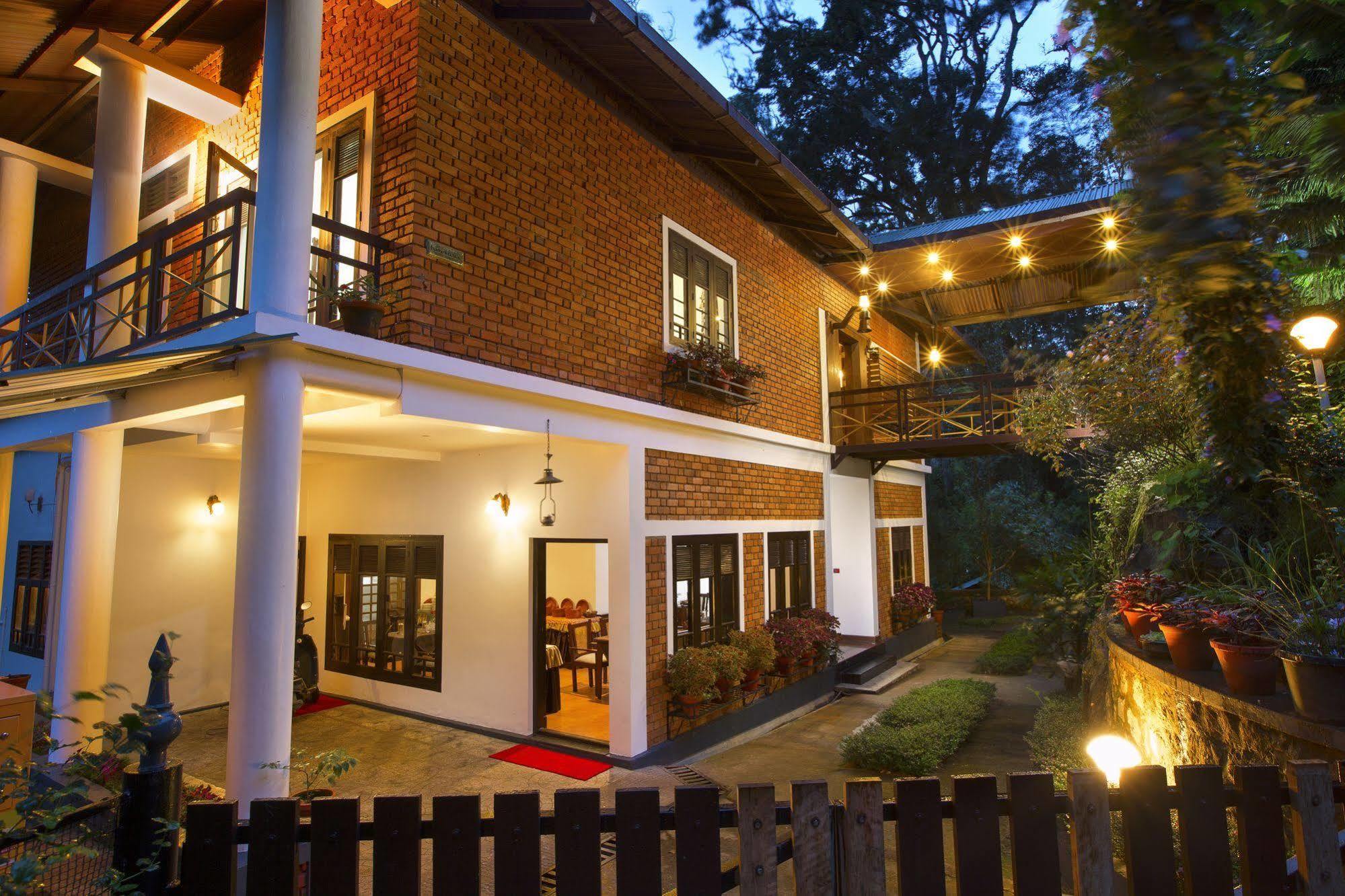 Madhumanthra Resort - Homestay Munnar Zewnętrze zdjęcie