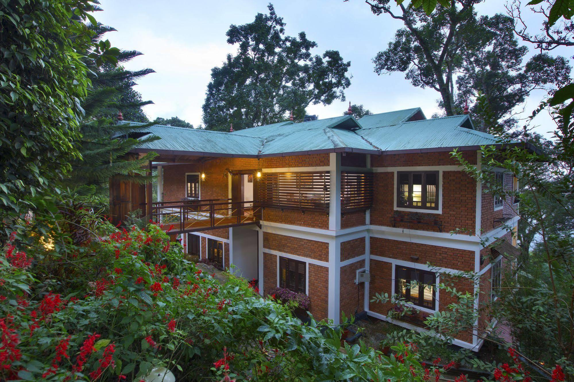 Madhumanthra Resort - Homestay Munnar Zewnętrze zdjęcie
