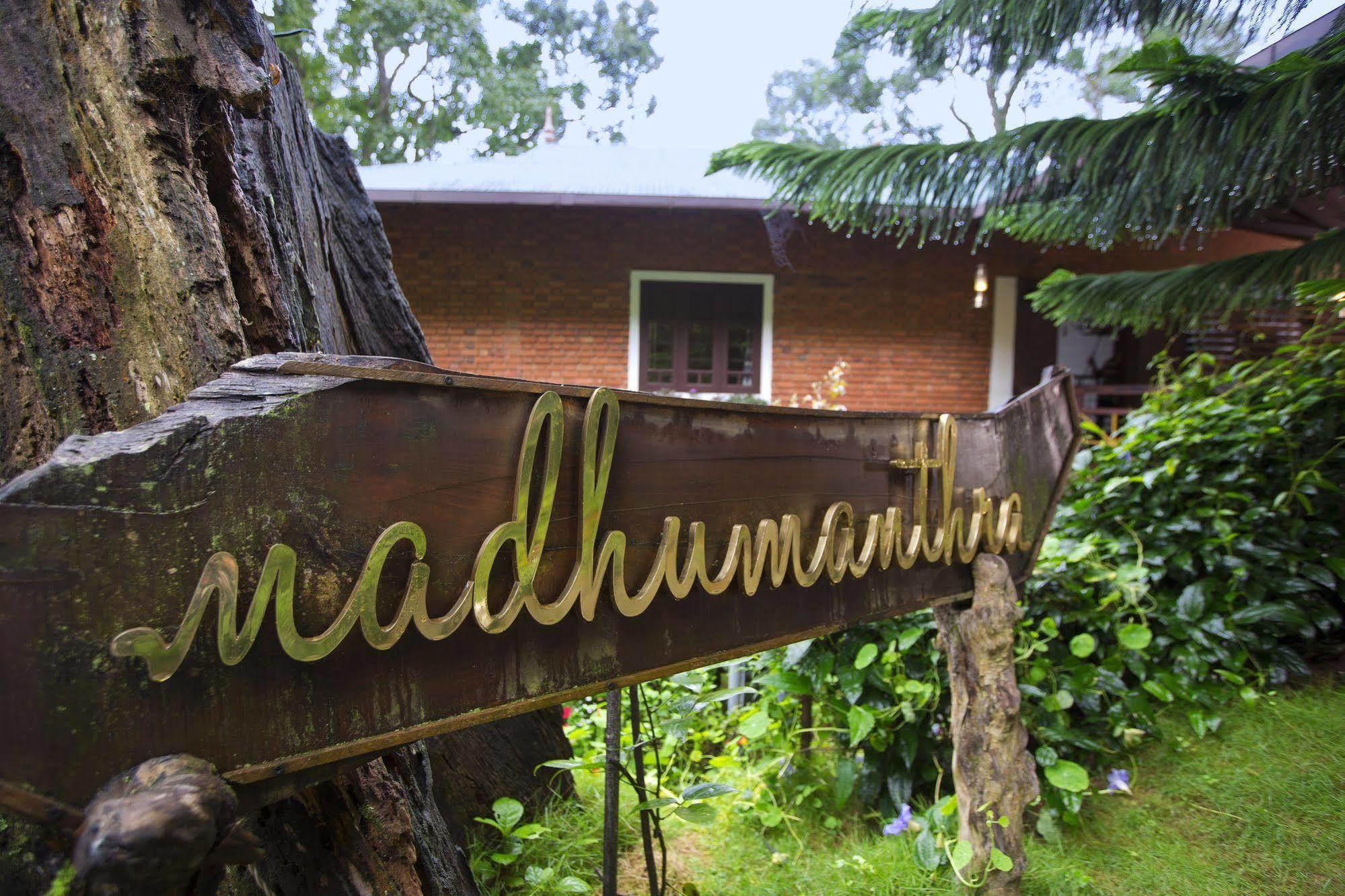 Madhumanthra Resort - Homestay Munnar Zewnętrze zdjęcie