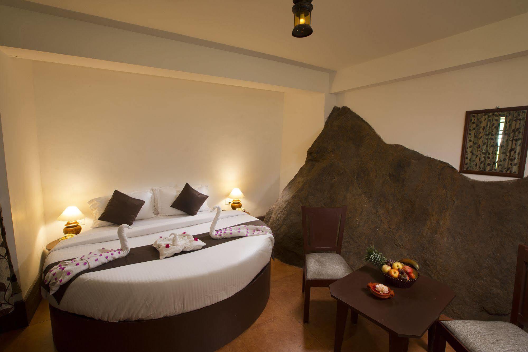 Madhumanthra Resort - Homestay Munnar Zewnętrze zdjęcie